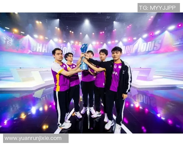 电竞实时数据世界冠军杯特别报道FPX逆袭之路揭示团队精神与策略的完美结合